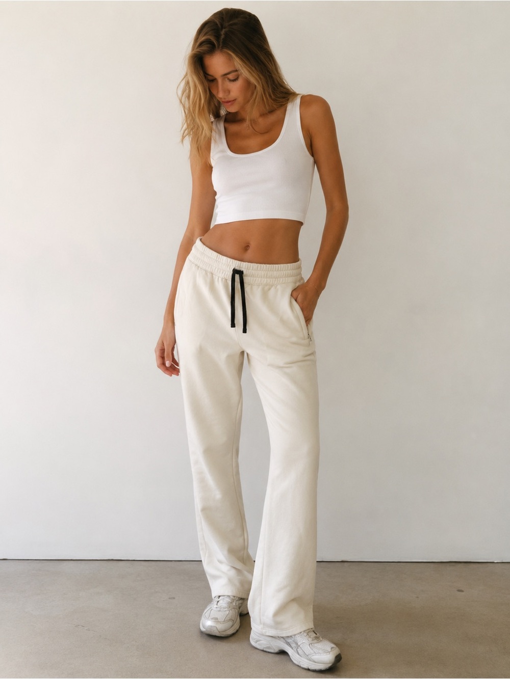 Beyond Yoga Cream Fleece Straight Leg Sweatpants Zip Pocket Lounge Pants M Cozy